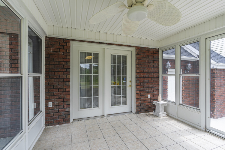 Listing Image 38