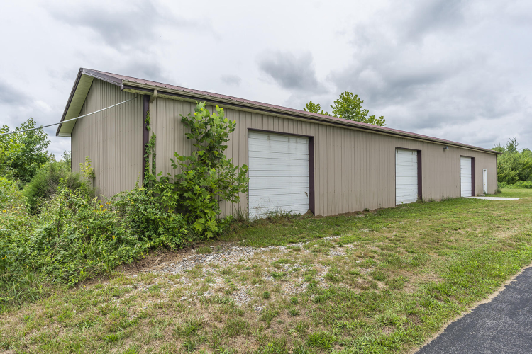 Listing Image 43