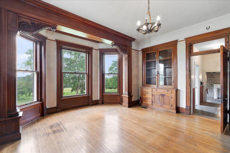 Listing Image 22