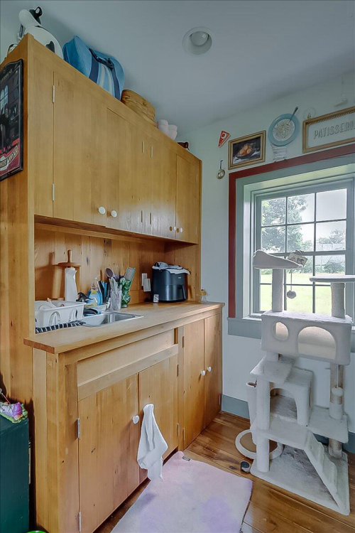 Listing Image 56