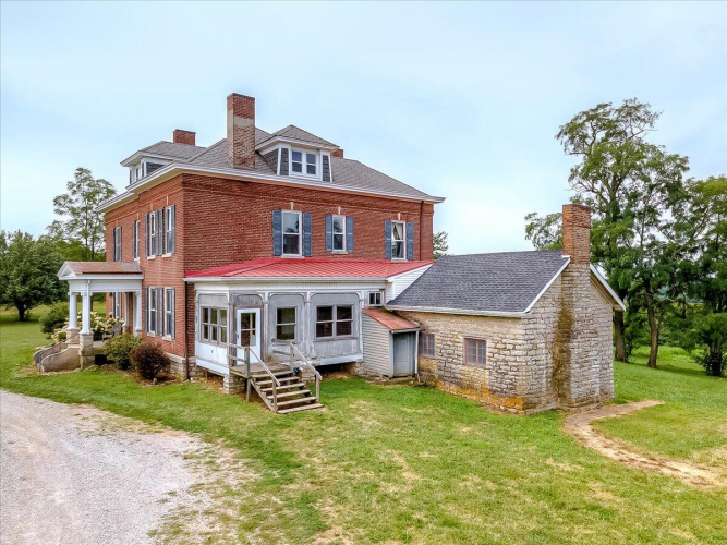 Listing Image 10