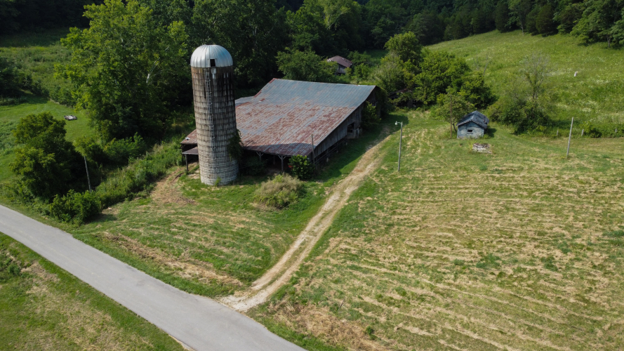 Listing Image 6