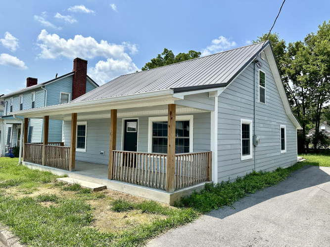 228  Fort Street Harrodsburg, KY 40330 | MLS 24016474