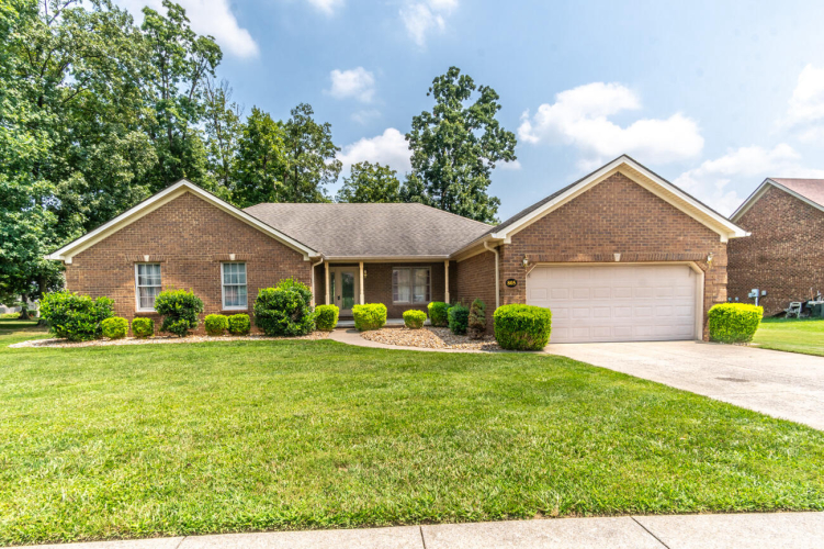 805  Pau Ferro Court Berea, KY 40403 | MLS 24016526