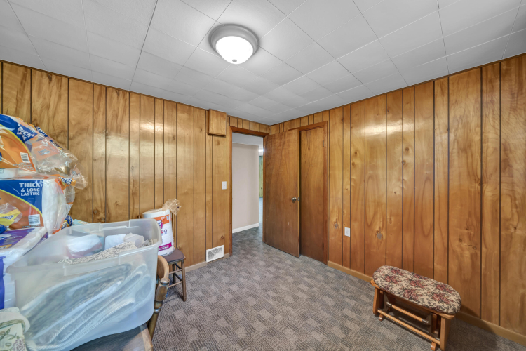 Listing Image 41
