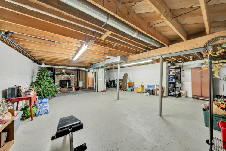 Listing Image 43