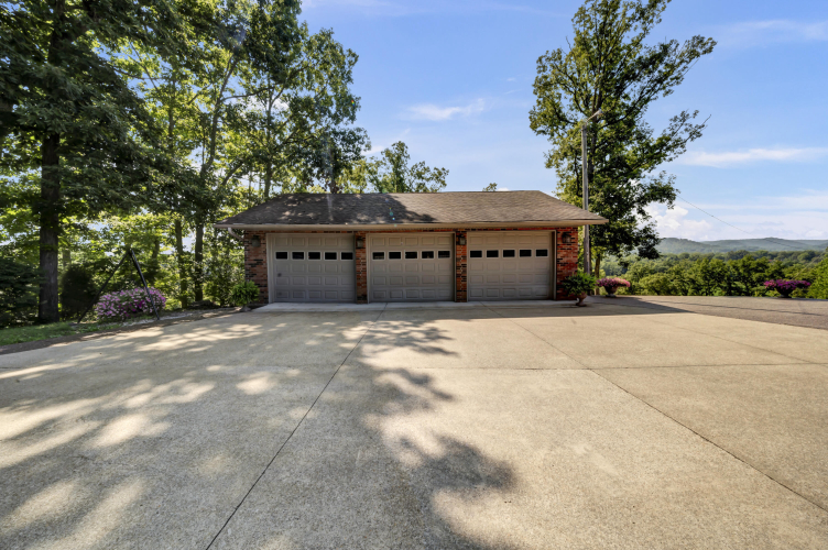 Listing Image 61