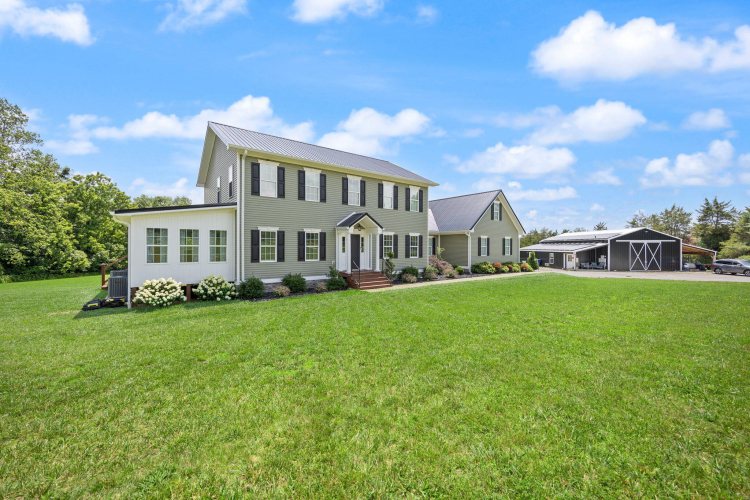 Listing Image 11