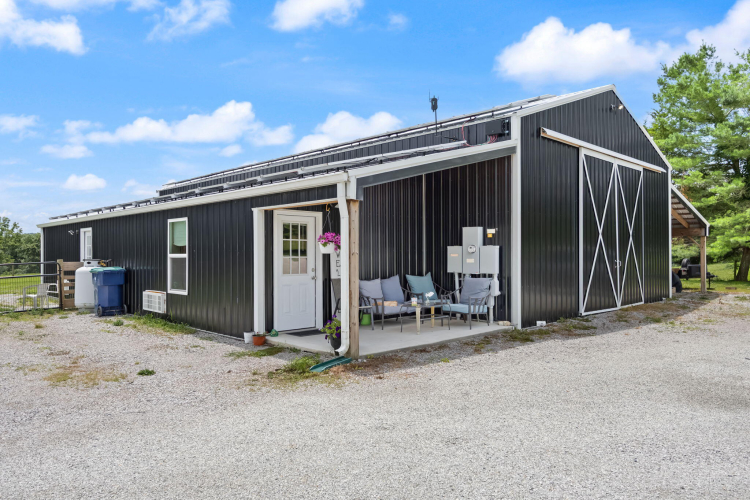 Listing Image 82
