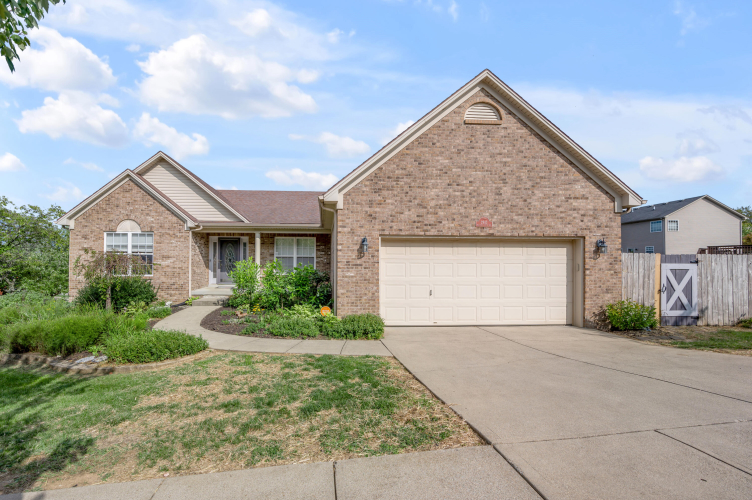 2913  Majestic View Walk Lexington, KY 40511 | MLS 24016700