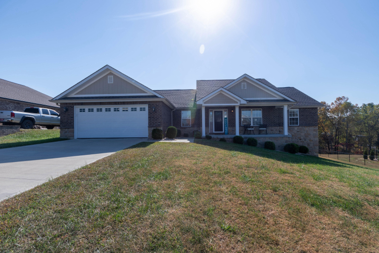 105  Rugged Peak Ridge Drive Somerset, KY 42503 | MLS 24016945