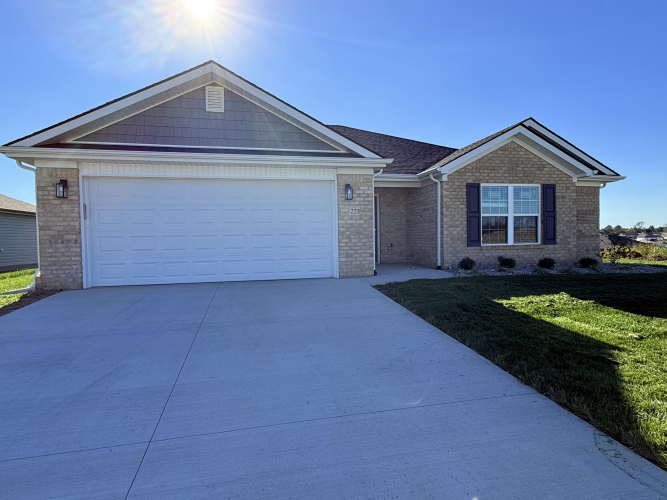 223  Brook Cv  Berea, KY 40403 | MLS 24017043