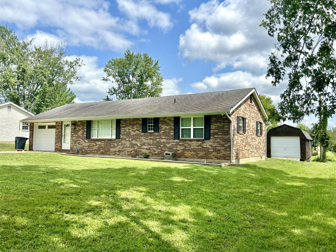 5117  Maple Grove Drive  Somerset, KY 42501 | MLS 24017513