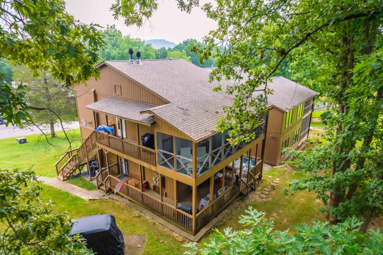 15-3  Woodson Bend Resort  Bronston, KY 42518 | MLS 24018391