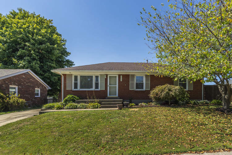 606  Warrington Drive Lexington, KY 40505 | MLS 24018495