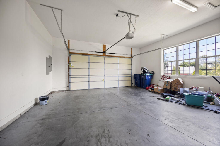 Listing Image 49