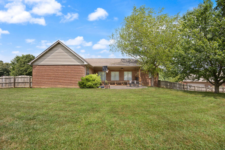 Listing Image 9