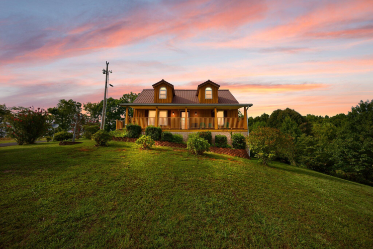 Listing Image 5