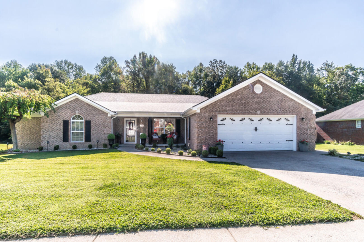 1013  Burnell Drive Berea, KY 40403 | MLS 24018900