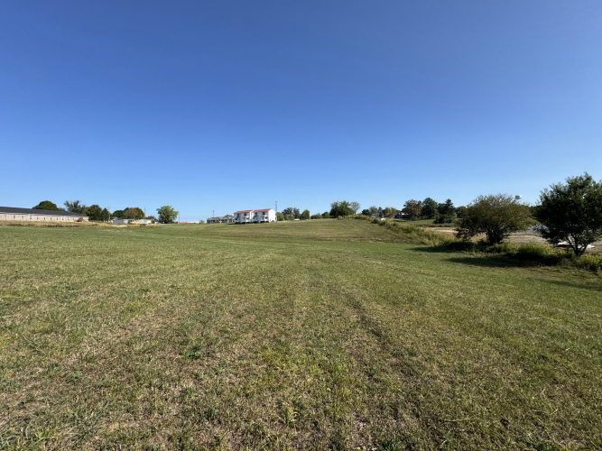 Listing Image 6