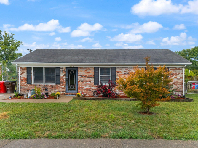 813  Hickory Hill Drive Nicholasville, KY 40356 | MLS 24019314