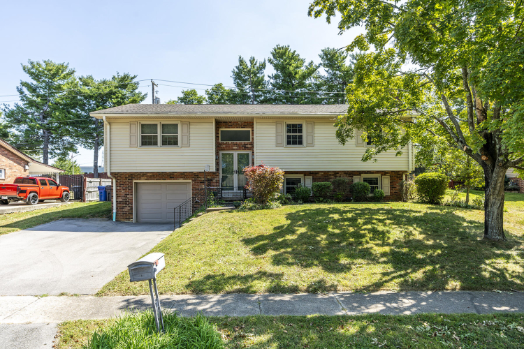 437  Severn Way Lexington, KY 40503 | MLS 24019346