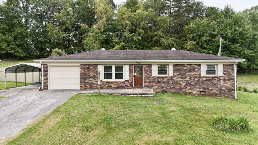 716  Oaklawn Circle Corbin, KY 40701 | MLS 24019437