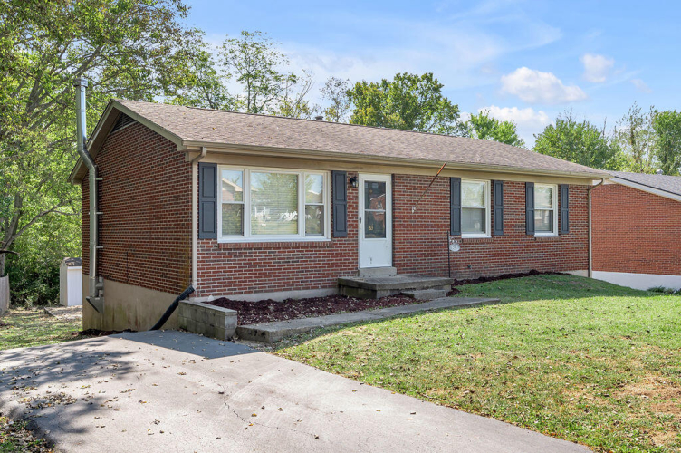 83  Hillcrest Drive Winchester, KY 40391 | MLS 24019727