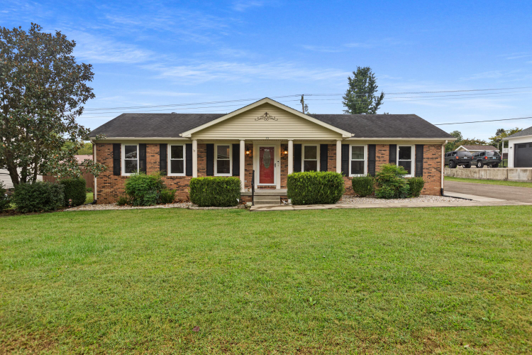 55 S South Loop Drive Stanford, KY 40484 | MLS 24020512