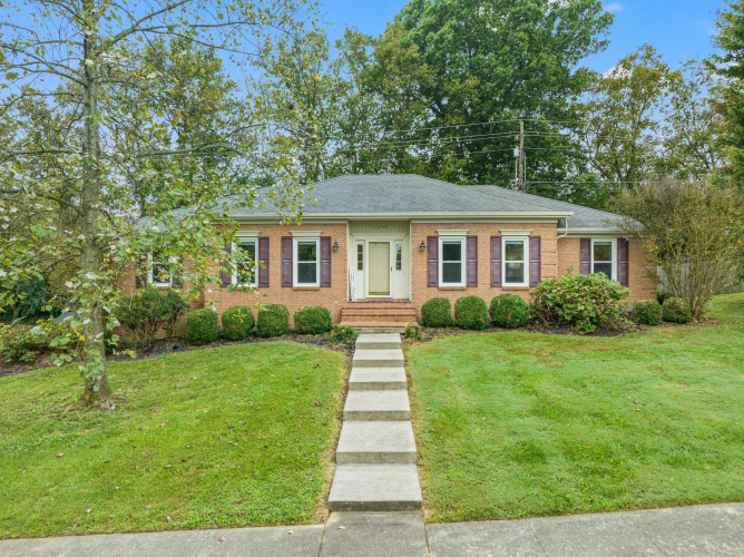 1299  Lannock Drive Danville, KY 40422 | MLS 24020584