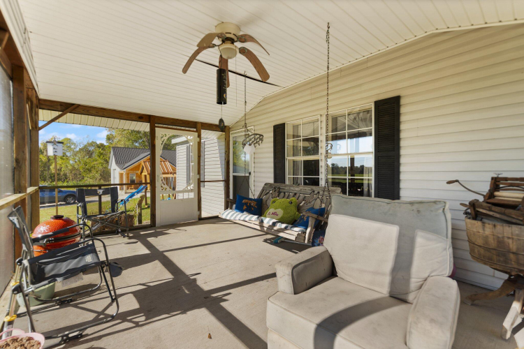 Listing Image 17