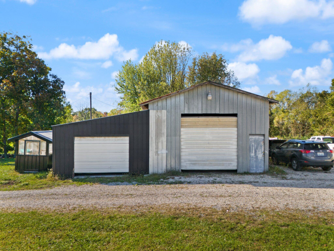 Listing Image 58