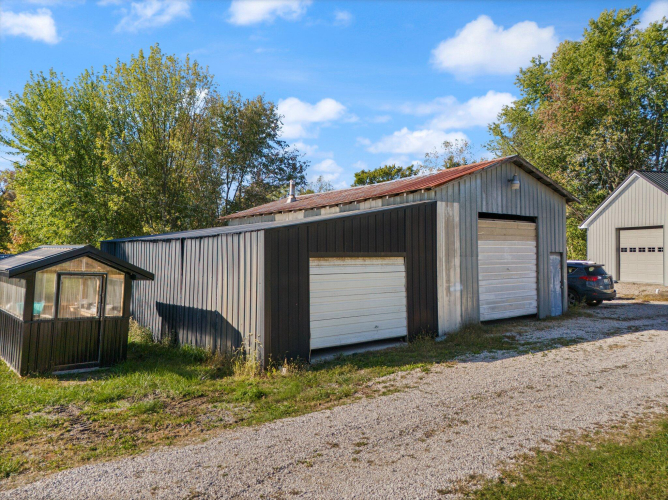 Listing Image 59