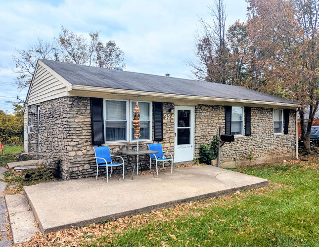 324  Spruce Drive Frankfort, KY 40601 | MLS 24021698