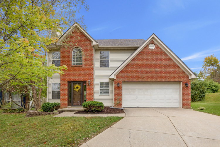 2000  Stonewood Lane Lexington, KY 40509 | MLS 24021739