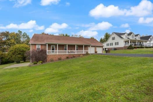 208  Cold Springs Drive Stanford, KY 40484 | MLS 24021888