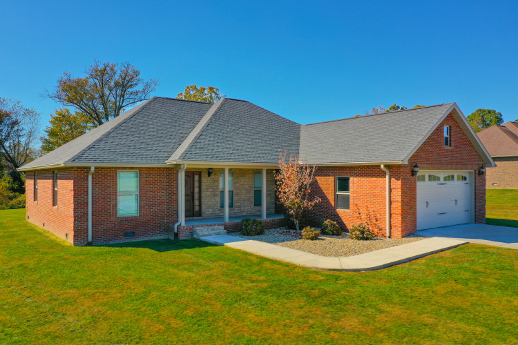 111  River Oaks Circle London, KY 40744 | MLS 24022198