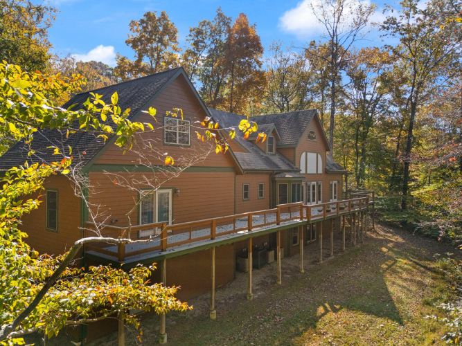 Listing Image 12
