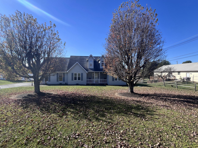 3004  Warm Springs Drive London, KY 40744 | MLS 24023338