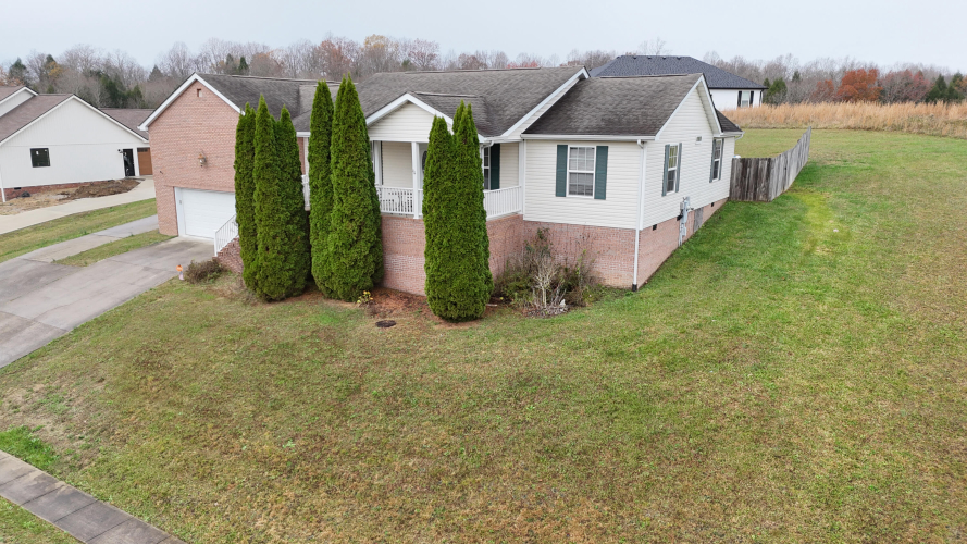 426  Bryants Way London, KY 40741 | MLS 24023432