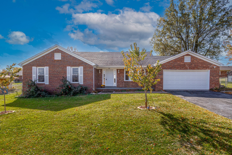 628  Cloverdale Drive Danville, KY 40422 | MLS 24023447