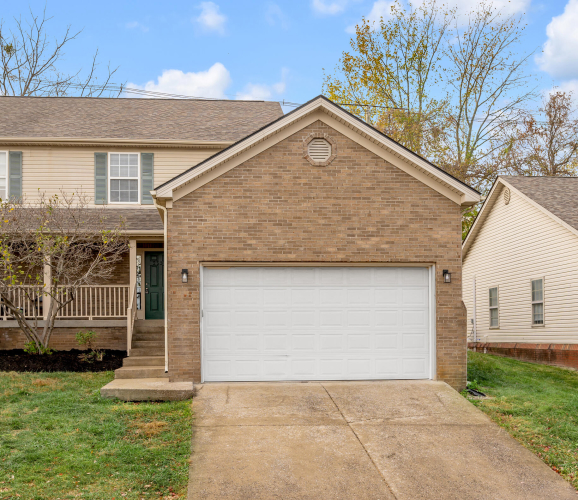 2537  Danielle Lane Lexington, KY 40509 | MLS 24023580