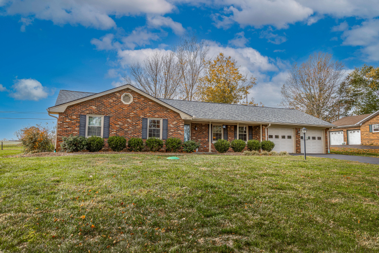 2585  Goggin Lane Danville, KY 40422 | MLS 24024232