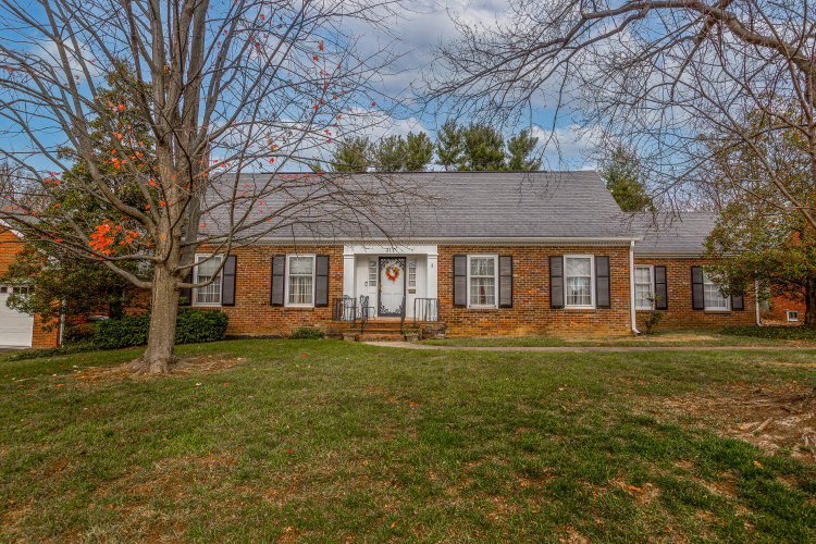 317  Jesselin Drive Lexington, KY 40503 | MLS 24024334