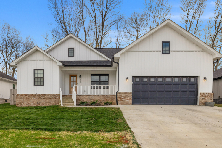 305  Pinehurst Way Harrodsburg, KY 40330 | MLS 24024359