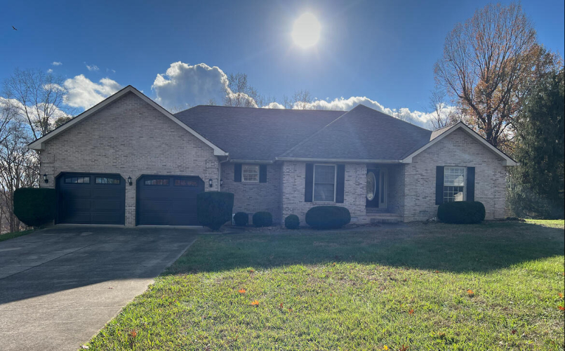 381  Lakepointe Drive Somerset, KY 42503 | MLS 24024460