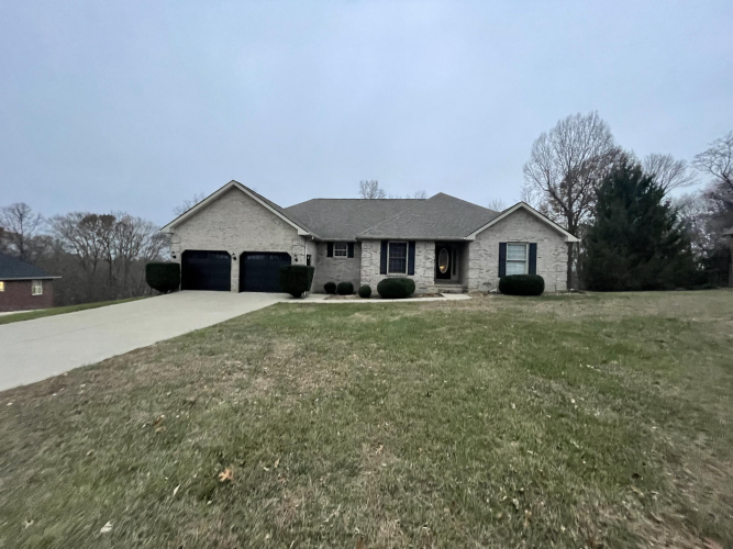 381  Lakepointe Drive Somerset, KY 42503 | MLS 24024460