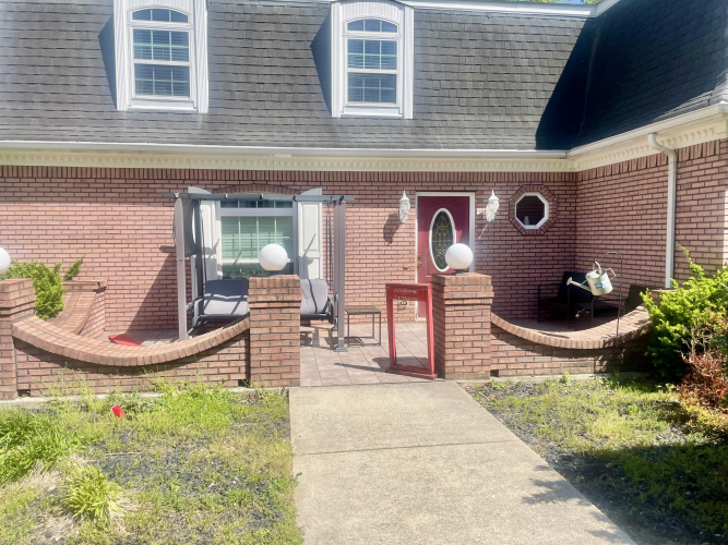 Listing Image 2