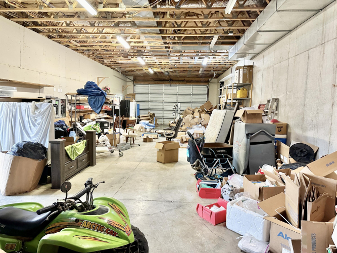 Listing Image 32