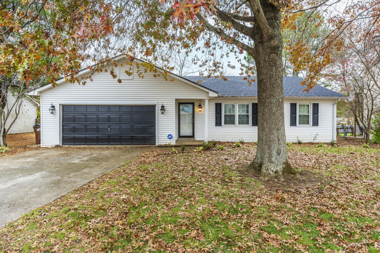 512  Sheffield Drive Versailles, KY 40383 | MLS 24024646